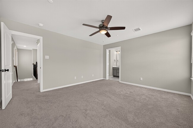 Building Photo - 8033 Scanlan Trl