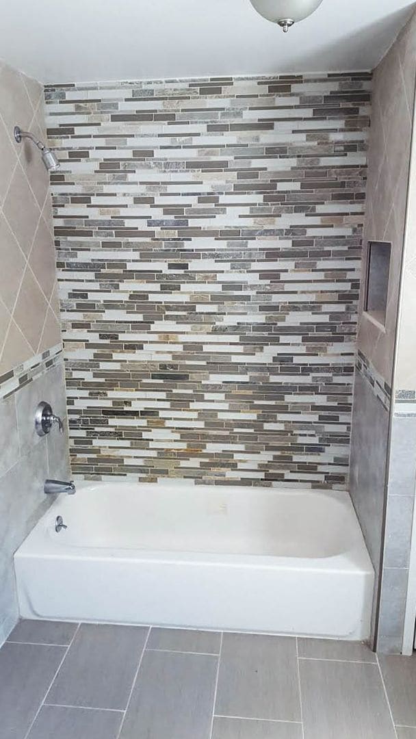 Building Photo - 252