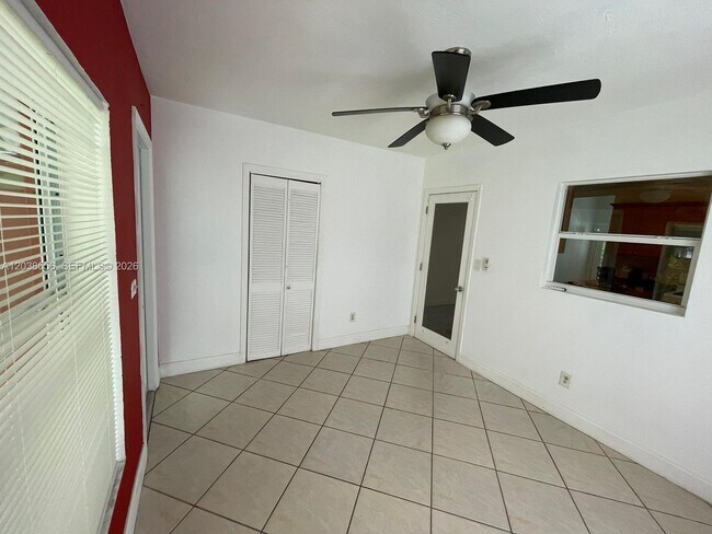 Building Photo - 1612 NE 110th Terrace