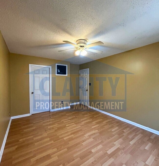 Building Photo - ***Coming soon!!***