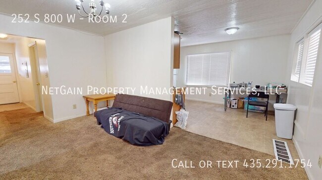 Building Photo - 252 S 800 W