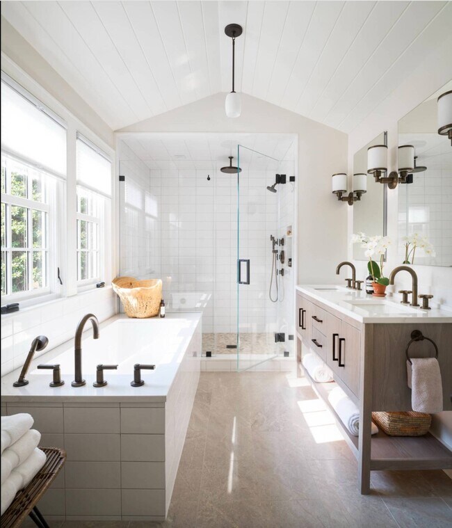 Building Photo - 68 Mill Hill Ln