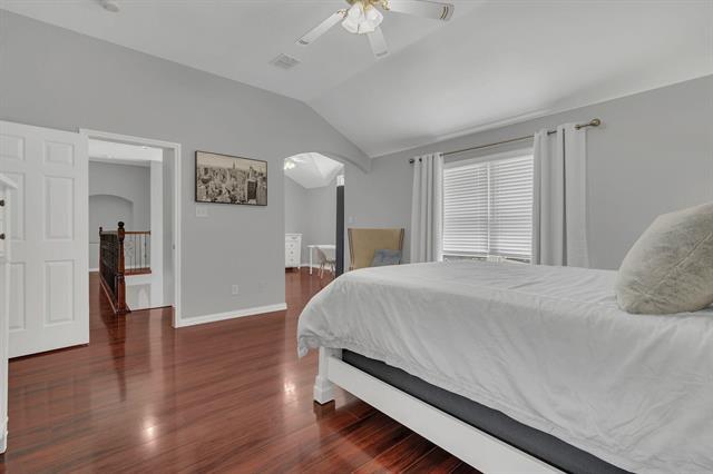 Building Photo - 2100 Acorn Bend