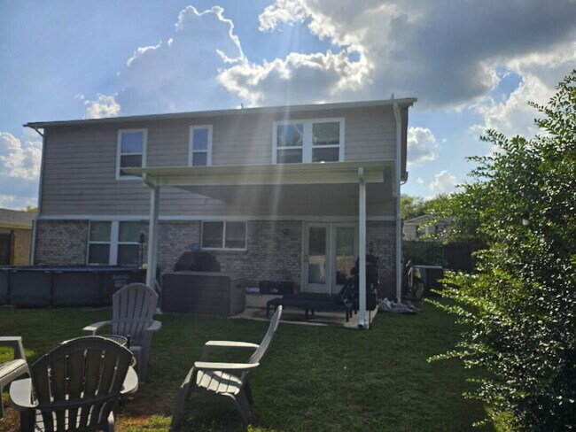 Building Photo - Move-In Ready!!! $500 Off 1st Month with 15-Month Lease!!! Magnificent 3-Bedroom Home in Madison