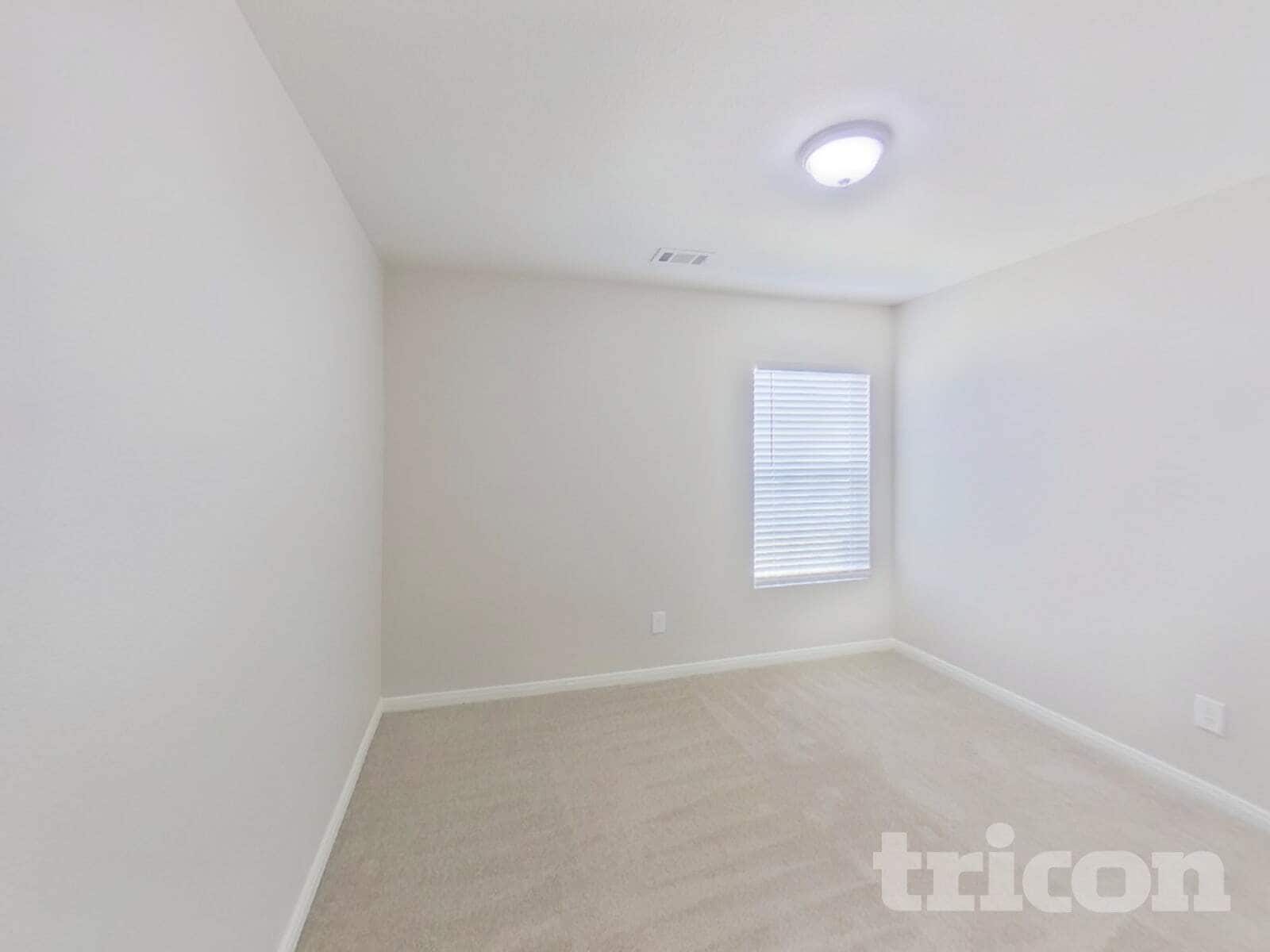 Building Photo - 15676 Del Norte Dr