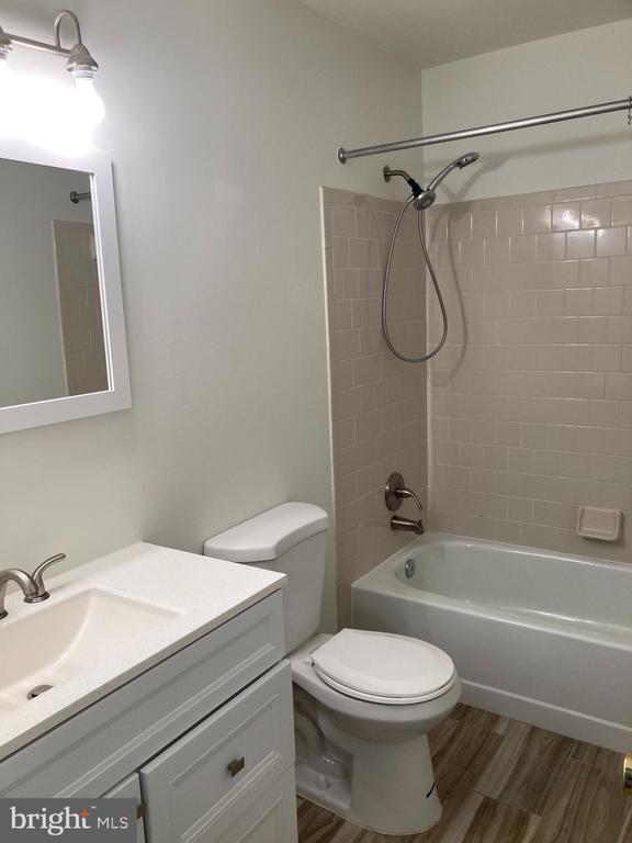 Building Photo - 9075 Silver Maple Ct