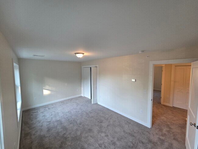 Building Photo - 12 Beaver Way