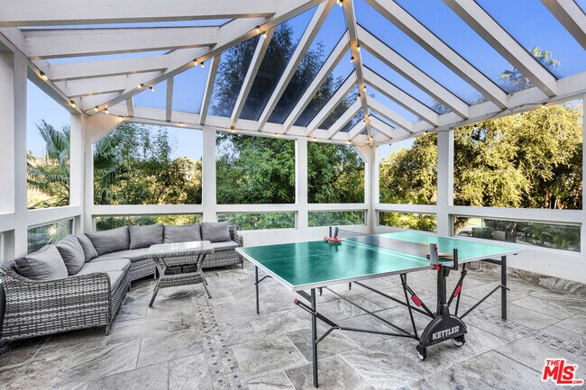 Building Photo - 11037 Anzio Rd