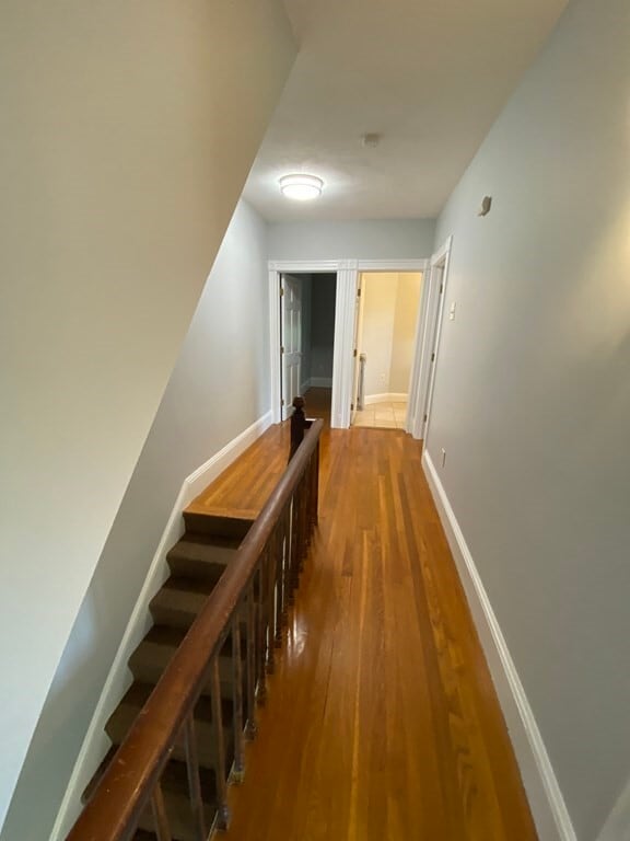 Building Photo - 12 Avon St