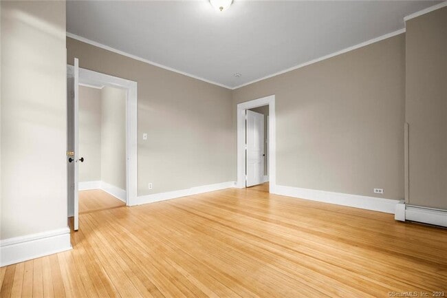 Building Photo - 49 Atwater Ave