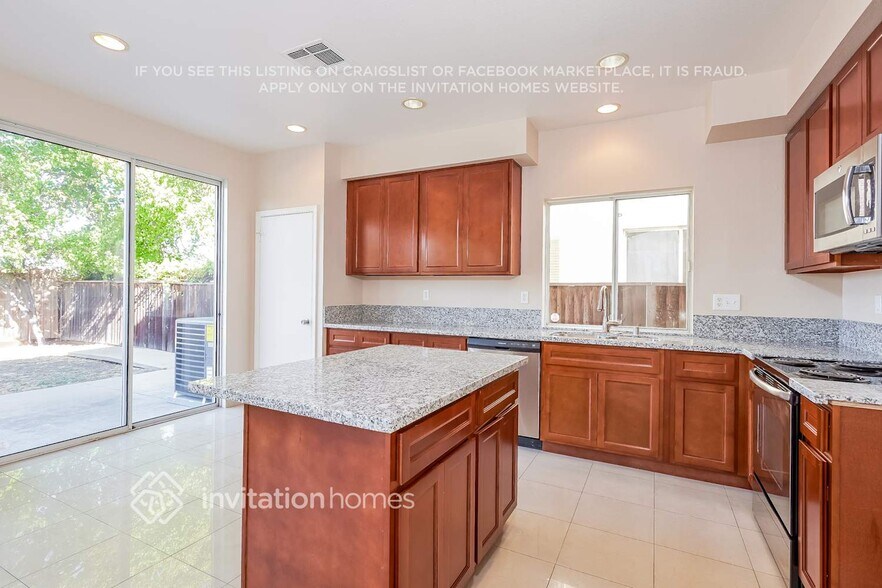 Building Photo - 1116 Ranch Point Way