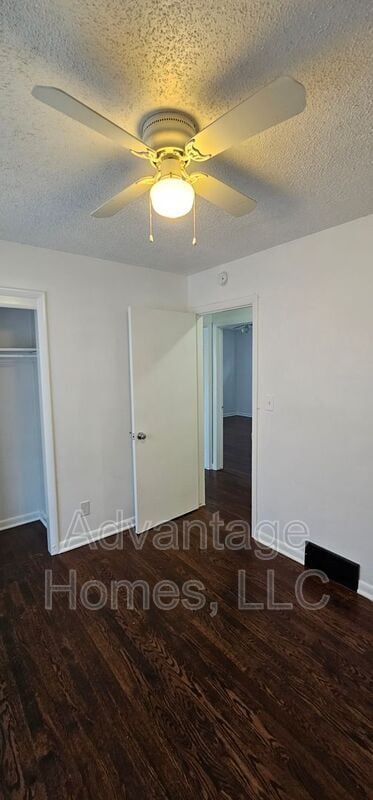 Building Photo - 9625 Beacon Ave