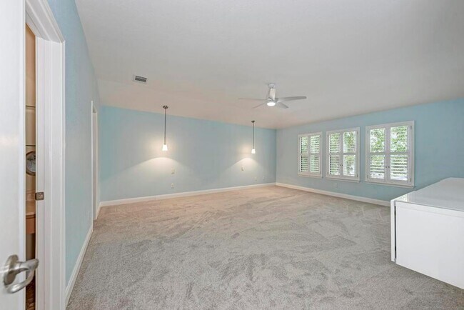 Building Photo - 500 Tyree Rd