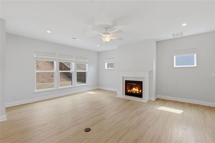 Building Photo - 2044 Garvin Rd