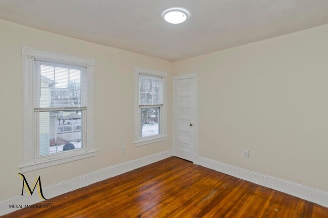 Building Photo - 54-56 Clantoy Street