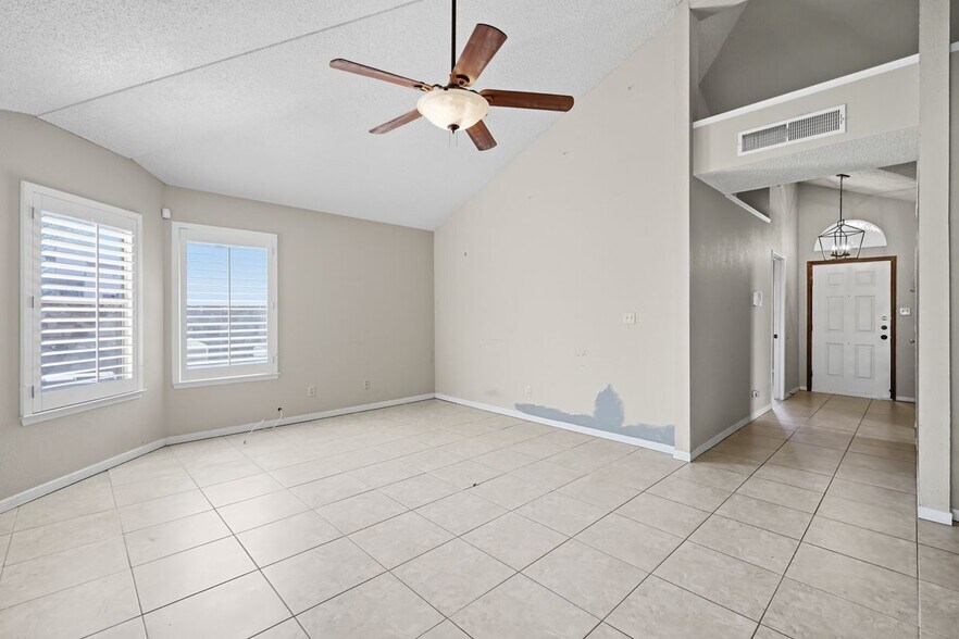 Building Photo - 1216 Velma Miles Pl