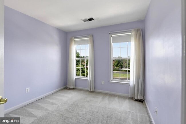 Building Photo - 24652 Siltstone Square