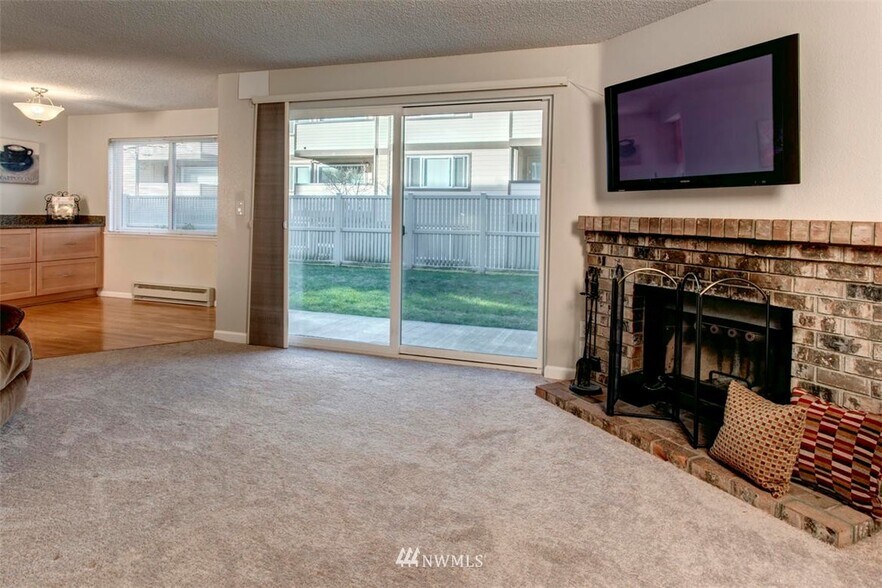 Building Photo - 14306 126th Avenue Northeast