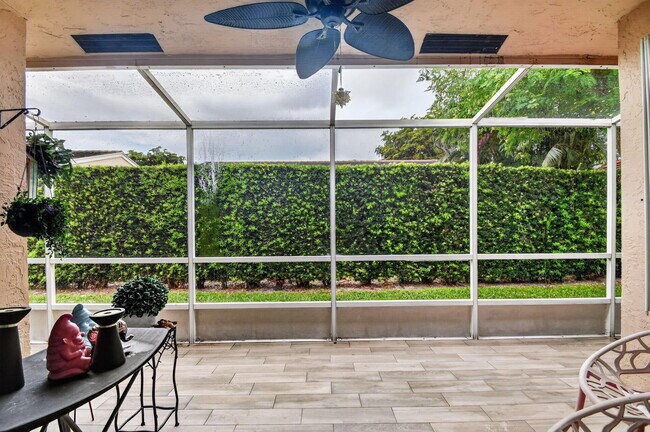 Building Photo - 208 Caribe Ct