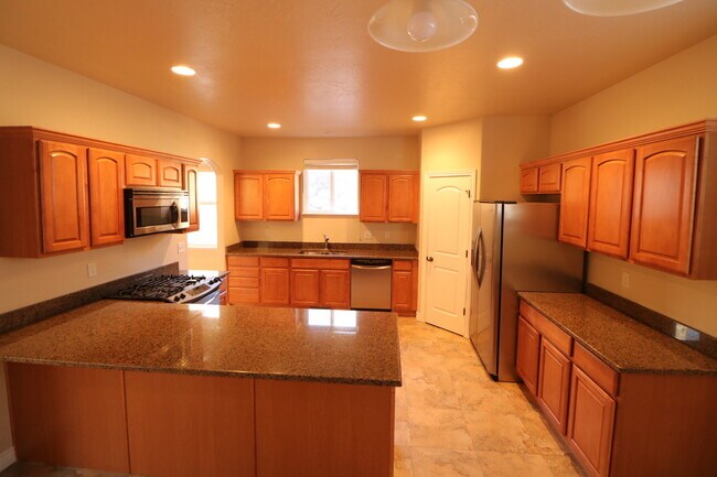 Building Photo - Traverse Mountain Home