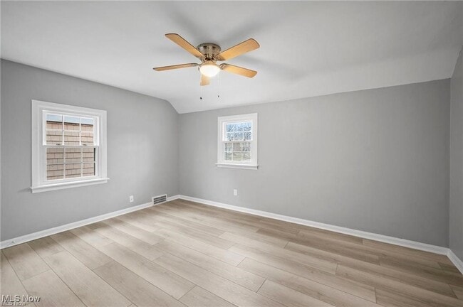 Building Photo - 3881 Meadowbrook Blvd