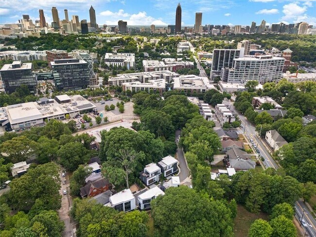 Building Photo - 641 Angier Springs Ct NE