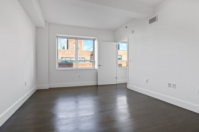Building Photo - 432 W 52nd St