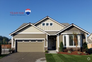 Building Photo - Main floor master suite! 4 bedroom luxury ...