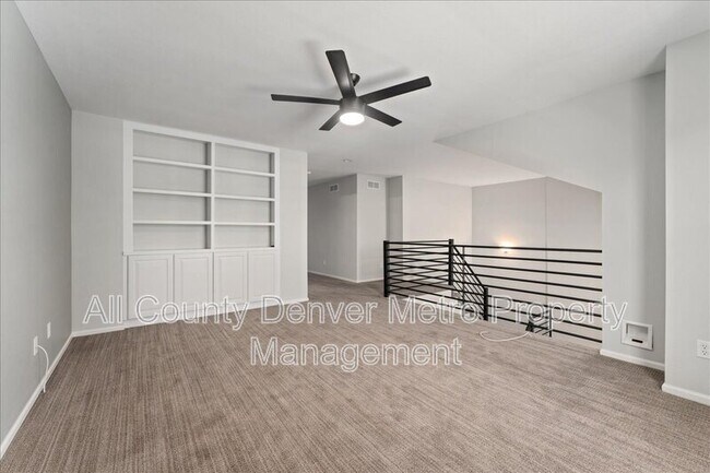 Building Photo - 6224 Secrest St