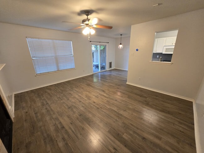Building Photo - 7914 Galaway Bay