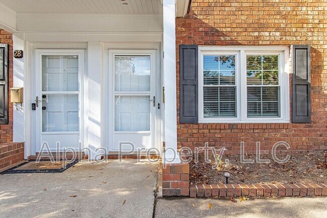 Building Photo - 501 Edwards Rd