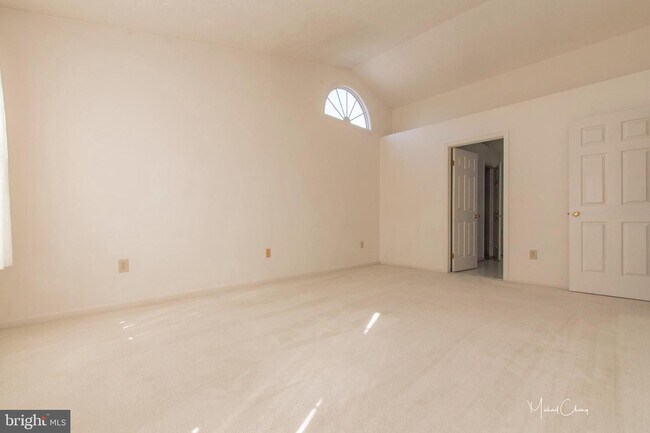 Building Photo - 14114 Silent Wood Way