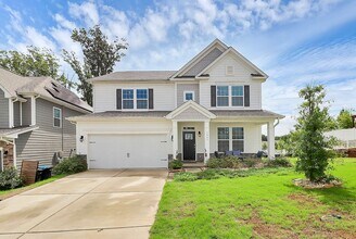 Building Photo - Beautiful home in Lake Wylie