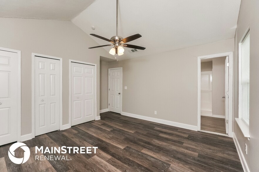 Building Photo - 3705 Bartlett Ct