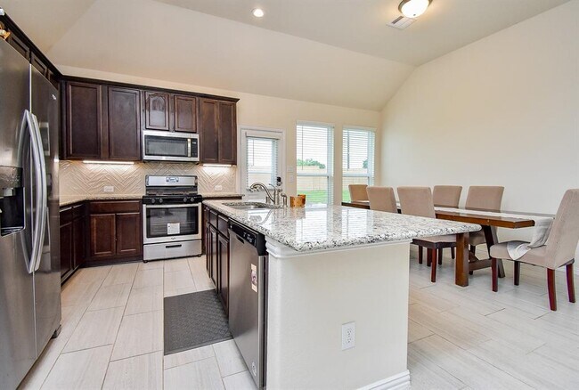 Building Photo - 32903 Silver Mdw Wy
