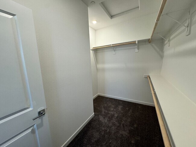 Building Photo - 4229 S Angel Paseo