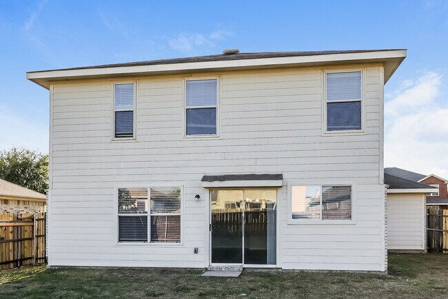 Building Photo - 8532 Shallow Creek Dr