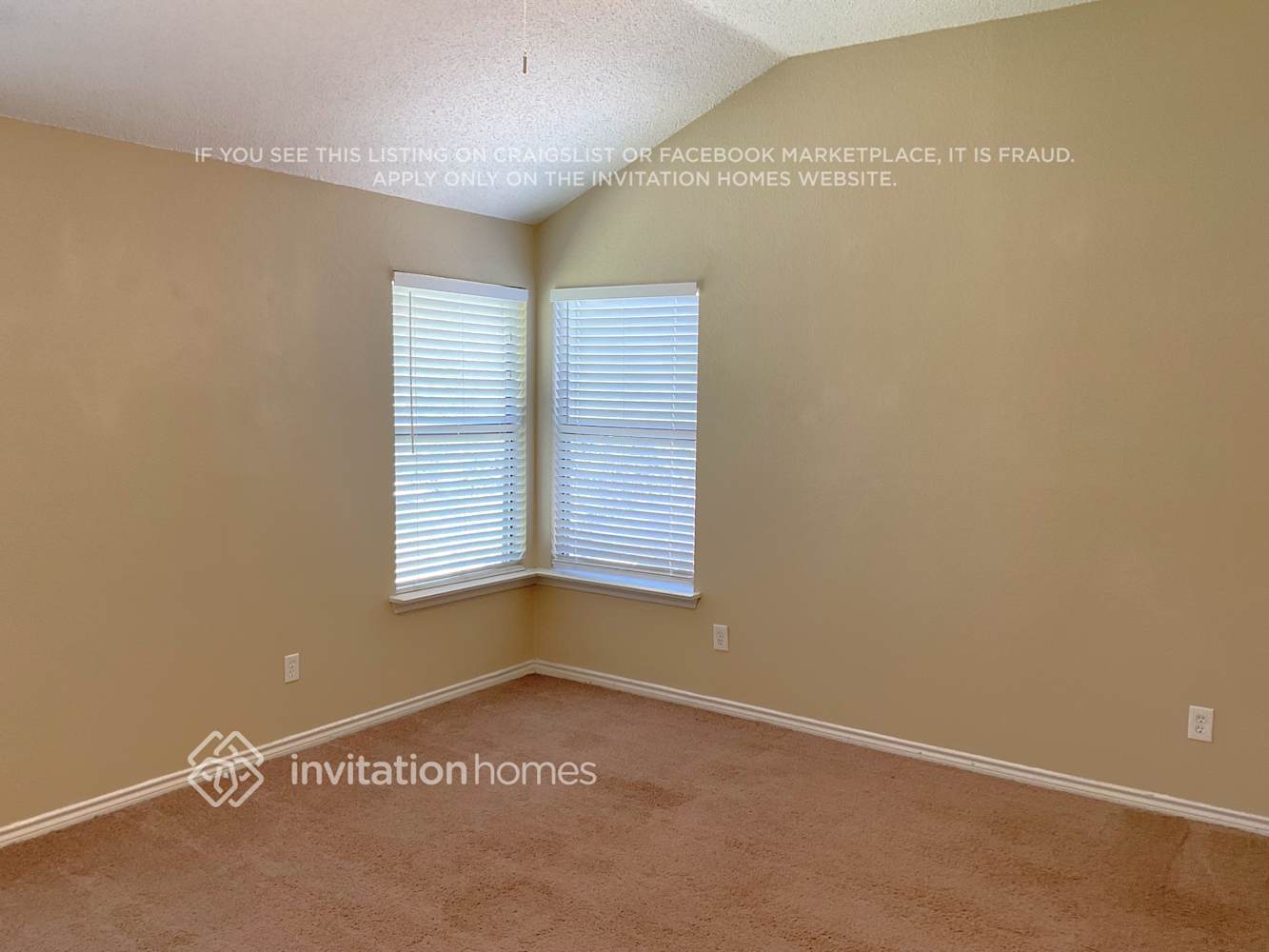 Building Photo - 2117 Belmont Park Dr