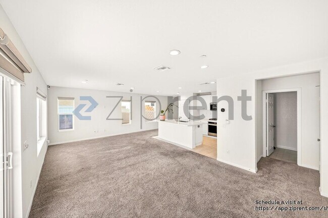 Building Photo - 7651 Heathblossom St