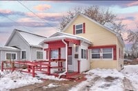 Building Photo - Where Style Meets Comfort — A Bay City Gem