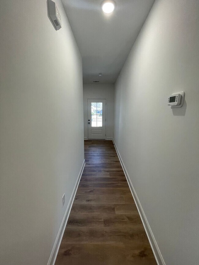 Building Photo - Brand New 3/2 House in Celanese- $1,995