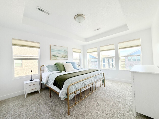 Building Photo - 1792 W Torlundy Dr