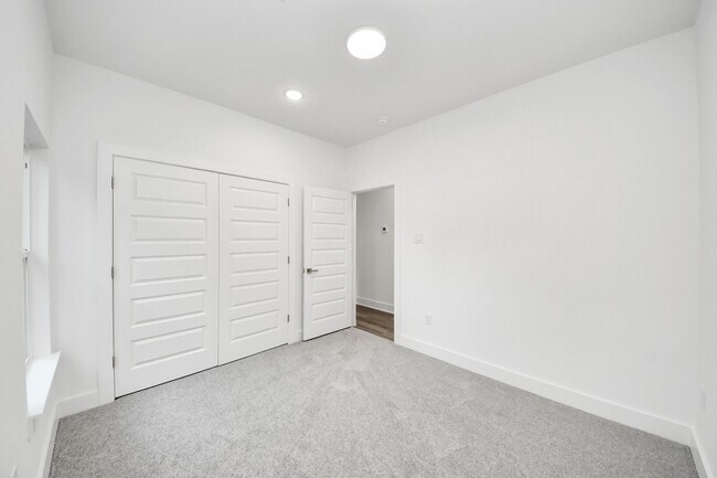 Building Photo - 9409 Caddo Rd