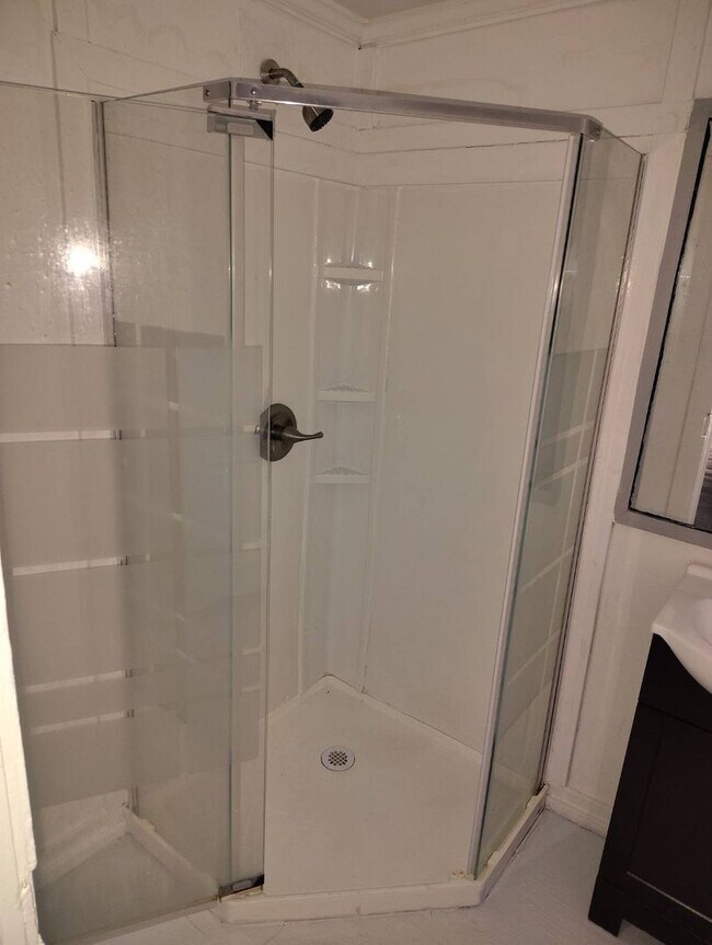 Building Photo - 110 Huger St