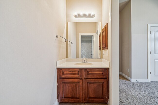 Building Photo - 8702 Stowe Creek Ln