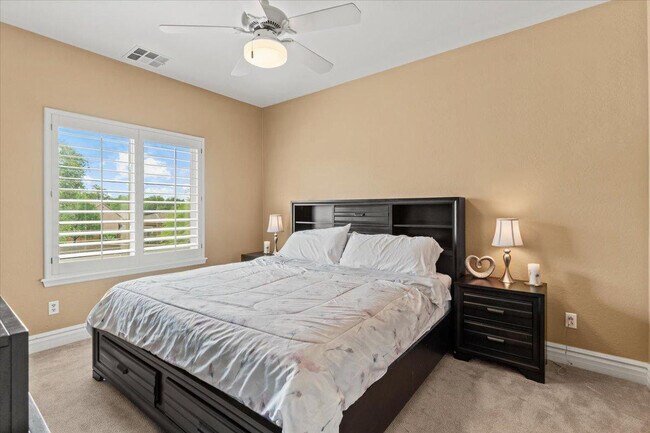 Building Photo - 4053 E Thunderheart Ct