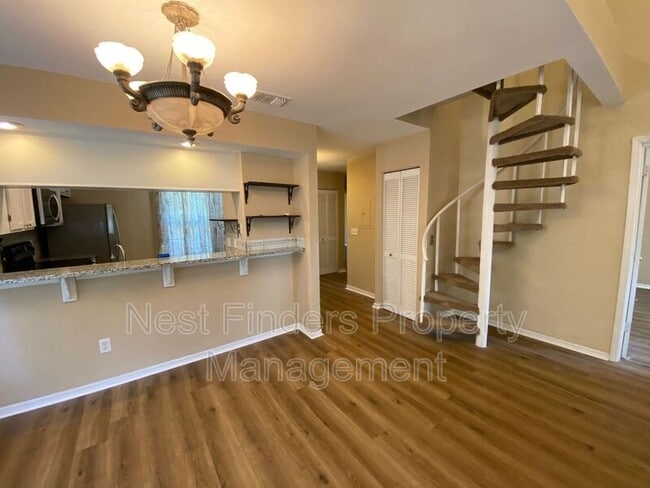 Building Photo - 11866 Ashbrook Cir N