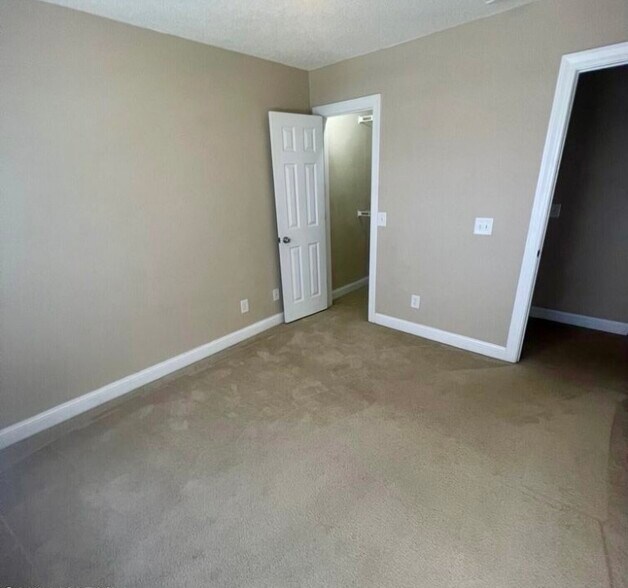 Building Photo - 4267 Dudleys Grant Dr