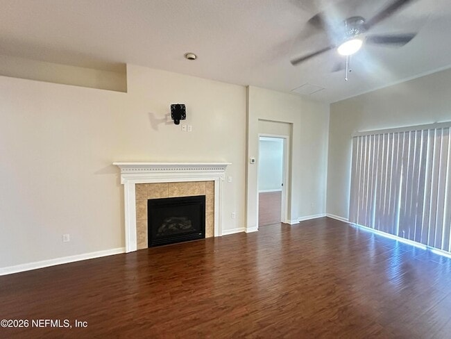 Building Photo - 3732 Briar Ln