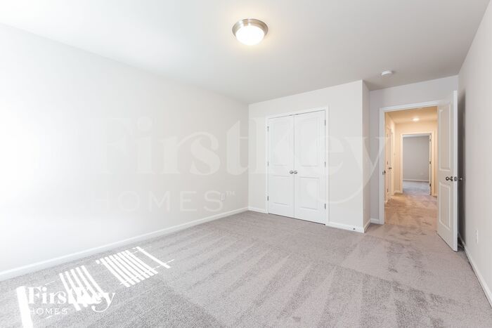 Building Photo - 403 Stonefence Dr